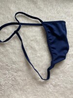 Midnight Elegance Mens String – Dunkelblau, stilvoll und komfortabel