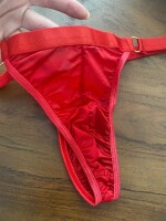 Scarlet Desire Mens String – Glänzend, elastisch, verführerisch, XS-S