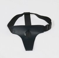 Black Command Harness – Verstellbares Strap-On Harness aus Kunstleder, XS–S, 38mm Öffnung
