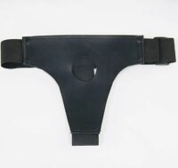 Black Command Harness – Verstellbares Strap-On Harness aus Kunstleder, XS–S, 38mm Öffnung