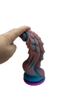 Celestial Beast Dildo – Kosmischer Riese, 22 cm, Strukturierte Oberfläche für intensive Stimulation