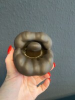 Big Mouth Vibrator Black Beauty - 3 Saugmodi, 5 Vibrationsstufen, Wiederaufladbar für intensive Stimulation