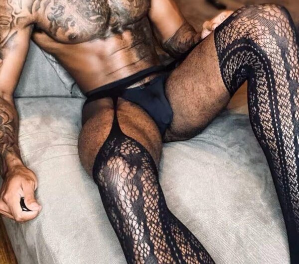 Baroque Lace Columns Men’s Open Crotch Pantyhose – Men’s fishnet tights with vertical baroque lace panels and open crotch