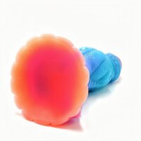 Lumen Hatchling Dildo – Glow-in-the-Dark Fantasy Toy with Dragon Texture & Vibrant Colors, 22 cm